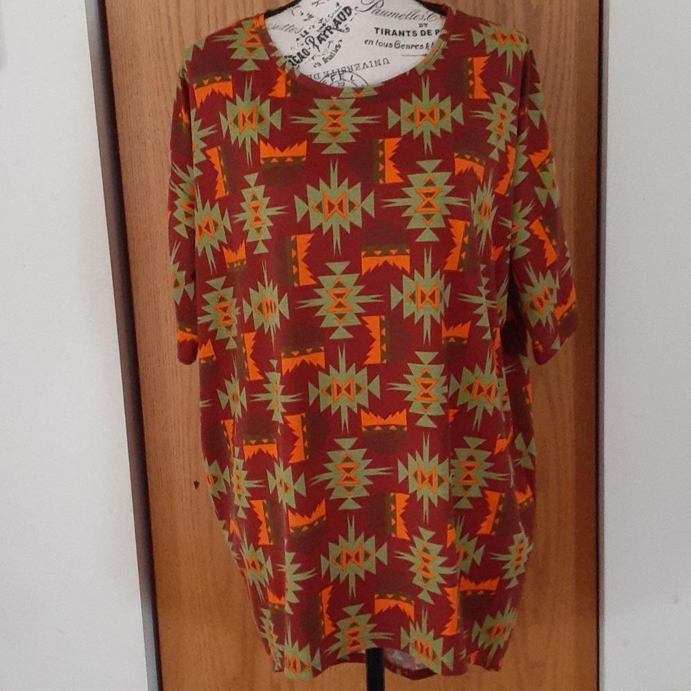 Lularoe Top - Picture 2 of 3